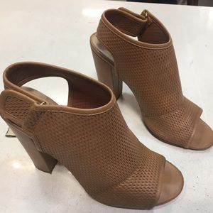 Aldo Tan Leather Sandals size 8.5